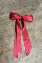 Load image into Gallery viewer, Bow Clip - Red