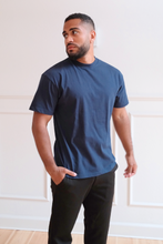 Carica l'immagine nel visualizzatore di Gallery, Boxy T-shirt - Navy