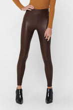 Carregar imagem no visualizador da galeria, Leggings Cool Coated - Preto