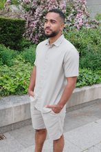 Load image into Gallery viewer, Short Sleeve Linen Shirt - Sand