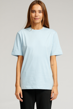 Carica l'immagine nel visualizzatore di Gallery, T -shirt oversize - azzurro (donne)