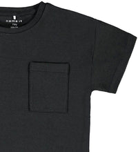 Carica l'immagine nel visualizzatore di Gallery, T-shirt with pocket - Black - Name It - Black 2