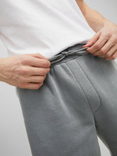 Charger l'image dans la galerie, Star Sweat Shorts - Sedona Sage - Jack & Jones - Grey 3