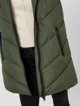 Load image into Gallery viewer, Skylar Padded Hood Vest - Forest Night - Jacqueline de Yong - Green 4