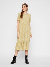 Load image into Gallery viewer, Long Monsi Dress - Feldspar flowers - PIECES - Yellow 5