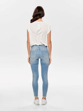 Load image into Gallery viewer, Loose top with short sleeves - White - ONLY - White 4