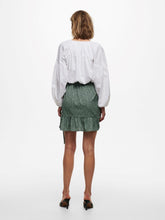 Cargar imagen en el visor de la galería, Olivia Wrap Skirt - Chinois Green - ONLY - Green 5