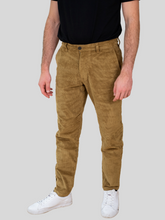 Cargar imagen en el visor de la galería, Straight Stroke Cord Pants - Butternut - Selected Homme - Brown