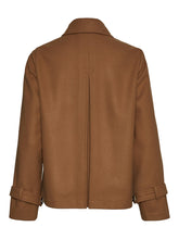 Cargar imagen en el visor de la galería, Nevita Short Jacket - Brown - Vero Moda - Brown 4