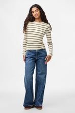 Load image into Gallery viewer, Mira New O-Neck Knit - Birch/Black
