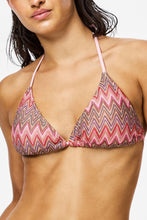 Carica l'immagine nel visualizzatore di Gallery, Ada Bikini Knitted Triangle Top - Rose Shadow - Jacquard Pattern
