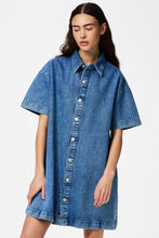 Load image into Gallery viewer, SkyA-Shape Denim Dress - Medium Blue Denim
