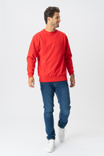 Carregar imagem no visualizador da galeria, Gola redonda básica - Vermelho da Dinamarca
