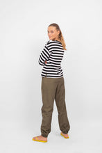 Load image into Gallery viewer, Nelli Long Sleeve Sweater - Black
