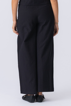 Load image into Gallery viewer, Melissa Wide Pants - Black
