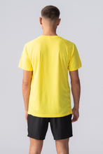 Carica l&#39;immagine nel visualizzatore di Gallery, T -shirt da allenamento - giallo
