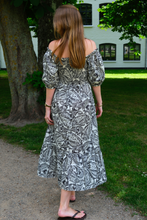 Charger l'image dans la galerie, Lia Dress - Black
