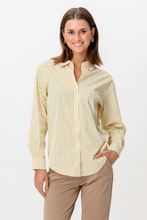 Cargar imagen en el visor de la galería, Tutta LO L/S Shirt - Yellow
