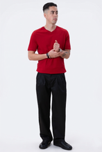 Load image into Gallery viewer, Basic Vneck t-shirt - Red
