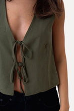 Carica l'immagine nel visualizzatore di Gallery, Linen Vest - Green
