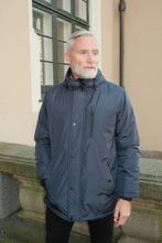 Carica l'immagine nel visualizzatore di Gallery, Water Repellant Jacket - Navy
