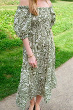 Carica l'immagine nel visualizzatore di Gallery, Lia Dress - Green
