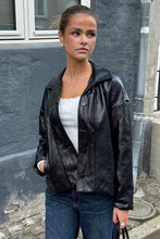 Load image into Gallery viewer, Billie Jacket - Black

