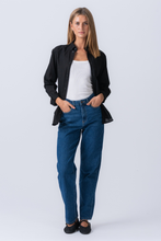 Carica l'immagine nel visualizzatore di Gallery, Boyfriend Oxford Shirt - Black
