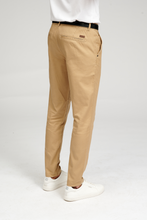 Cargar imagen en el visor de la galería, El original performance Pantalones de estructura - Beige oscuro
