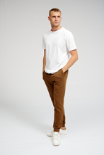 Load image into Gallery viewer, Basic Sweatpants - Brown
