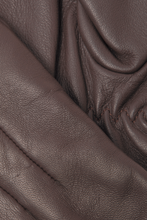 Load image into Gallery viewer, Classic Leather Gloves - Brown
