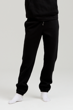 Load image into Gallery viewer, Basic Sweatpants - Black
