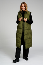 Charger l&#39;image dans la galerie, Long Puffer Vest - vert foncé
