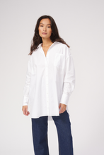Carica l&#39;immagine nel visualizzatore di Gallery, Camicia oversize - bianco
