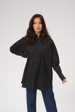 Carica l&#39;immagine nel visualizzatore di Gallery, Camicia oversize - nero

