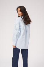 Carica l&#39;immagine nel visualizzatore di Gallery, Camicia rilassata - azzurro
