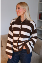Load image into Gallery viewer, Josie Polo Knit - Brown/Off White
