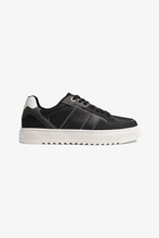 Load image into Gallery viewer, Classic Sneaker - Black
