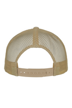 Cargar imagen en el visor de la galería, Retro Trucker Cap - Khaki

