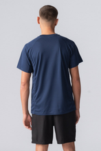 Carica l&#39;immagine nel visualizzatore di Gallery, T -shirt da allenamento - blu scuro
