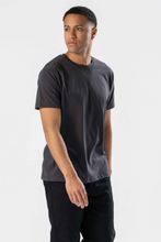 Load image into Gallery viewer, Regular T-shirt - Grey
