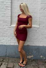 Load image into Gallery viewer, Cecilia Short Dress - Burgundy
