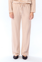 Load image into Gallery viewer, Stripped Pants - Beige
