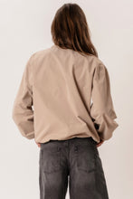 Load image into Gallery viewer, Ines Short Jacket - Beige
