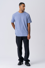 Carica l'immagine nel visualizzatore di Gallery, Heavy Oversized T-shirt - Viola Blue
