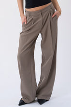 Carica l'immagine nel visualizzatore di Gallery, Mila Wide Pants - Taupe
