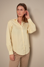 Cargar imagen en el visor de la galería, Tutta LO L/S Shirt - Yellow
