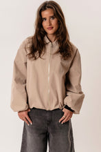 Load image into Gallery viewer, Ines Short Jacket - Beige
