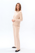 Load image into Gallery viewer, Stripped Pants - Beige
