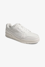 Load image into Gallery viewer, Classic Sneaker - White

